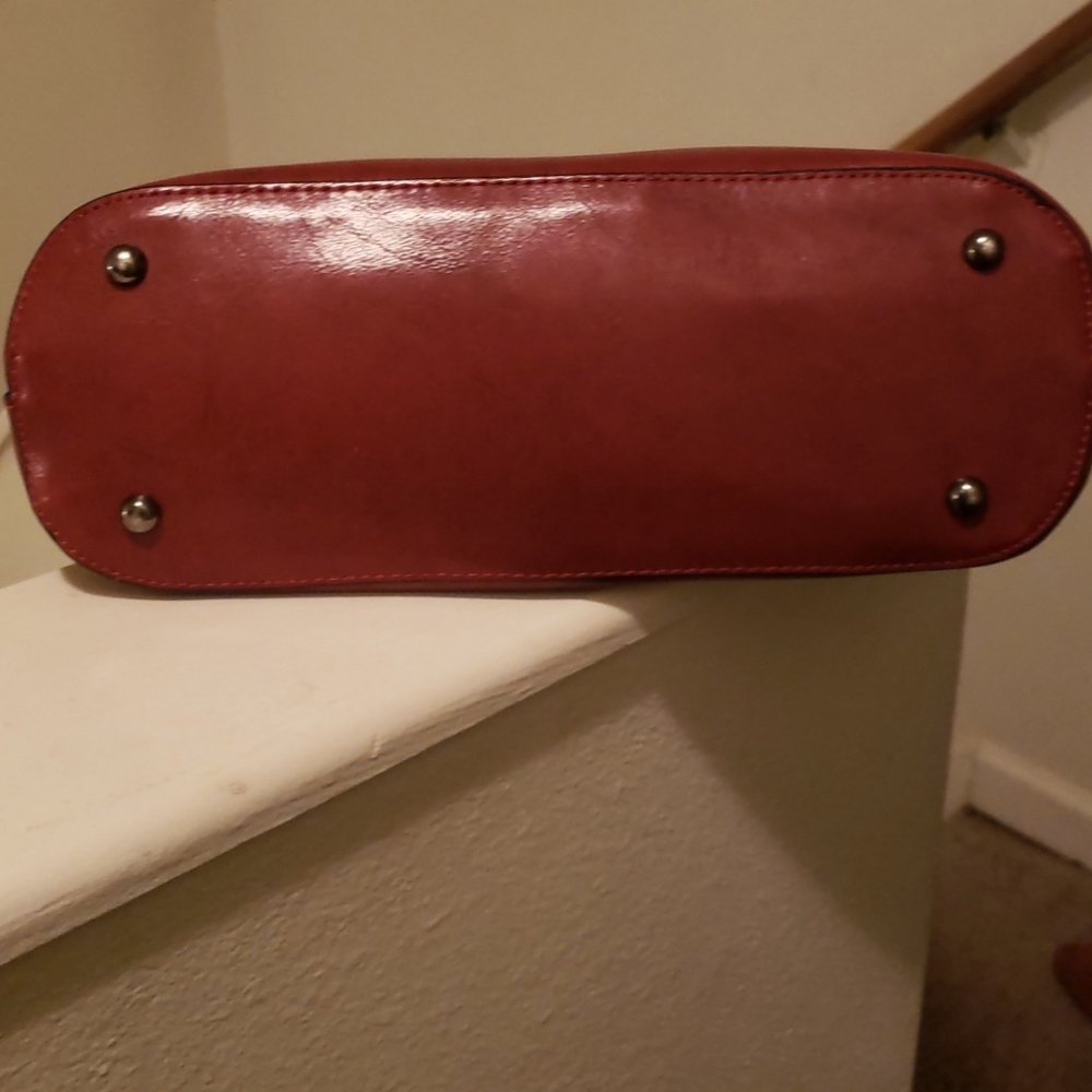 Red purse - Picture 4 of 4
